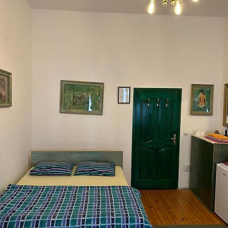 Guesthouse Hurma Rooms SJJ Esterno foto