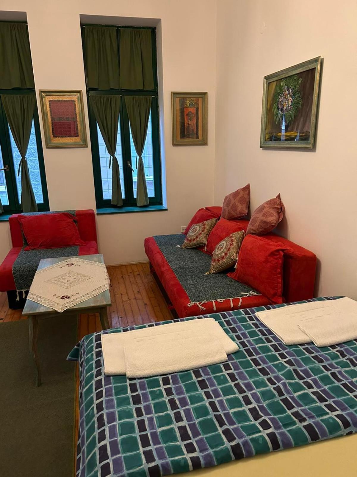 Guesthouse Hurma Rooms SJJ Esterno foto